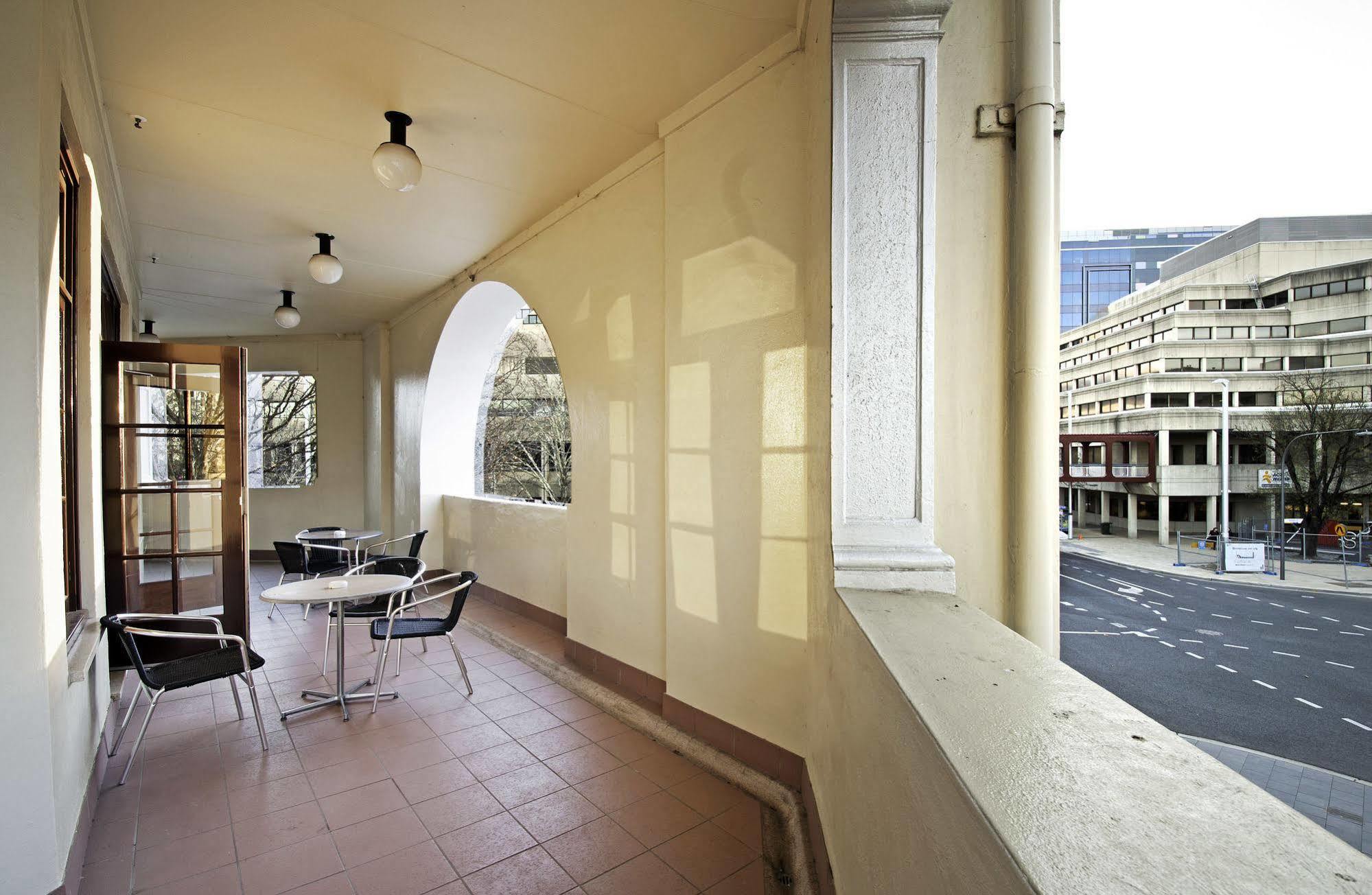 Quest Canberra Interior photo